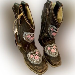 Roper Girls *Leather* Square Toe Pink Silver Embroidered Heart Boots NWT